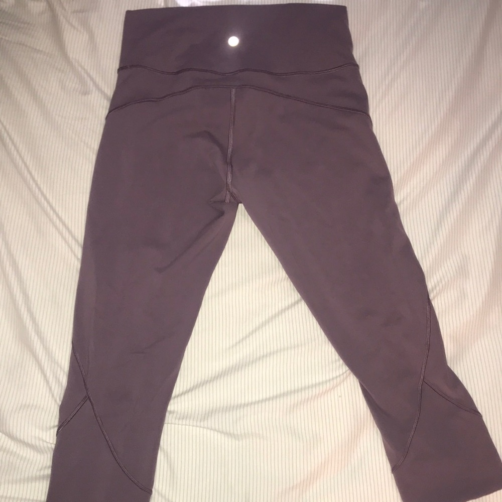 Lululemon cropped leggings